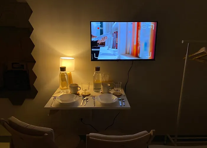 Apartment Lowest Priced Modern At Kl Tower, Makati Cbd Walking Distance To Ayala Avenue And Malls *