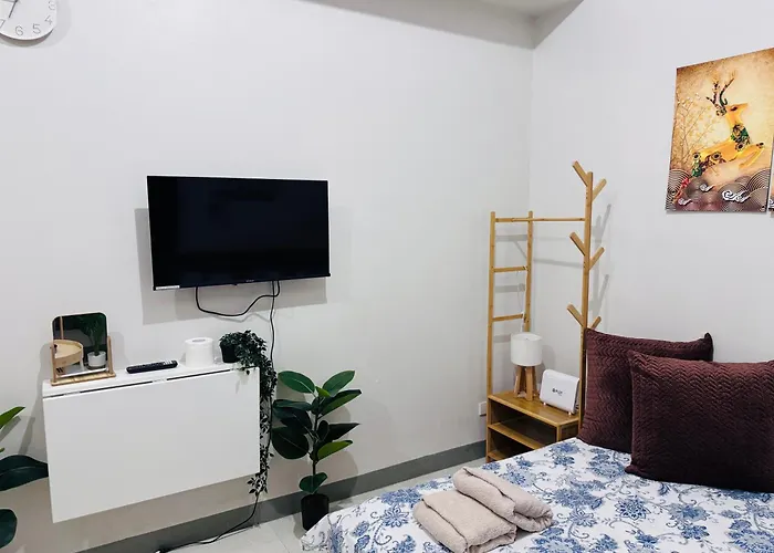 Apartment Lowest Priced Modern At Kl Tower, Makati Cbd Walking Distance To Ayala Avenue And Malls *